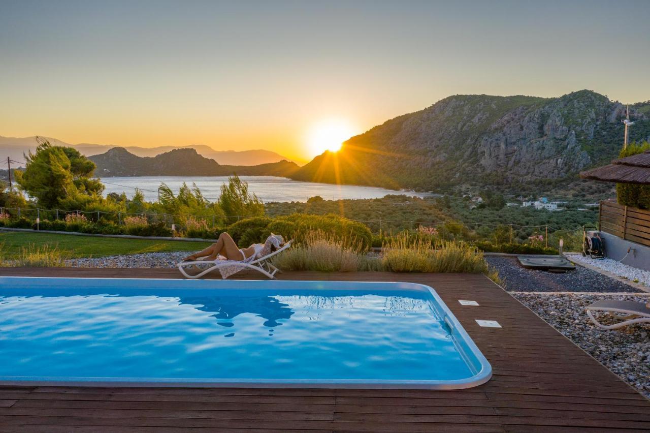 Villa Armonia озеро Вуліагмені Екстер'єр фото